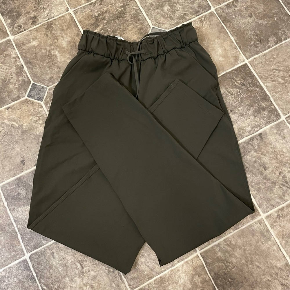 Lululemon keep moving 7/8 pant